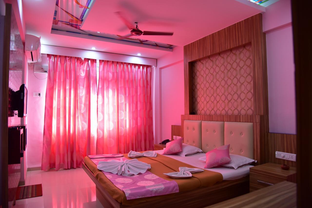 Hotel Sunrise Panaji Esterno foto