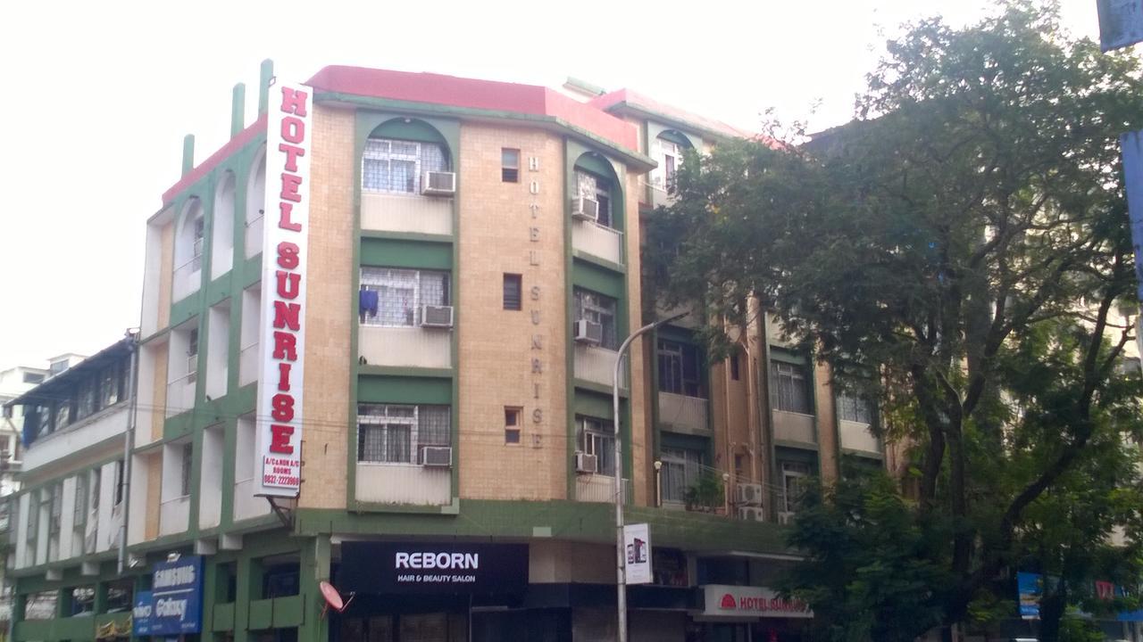 Hotel Sunrise Panaji Esterno foto